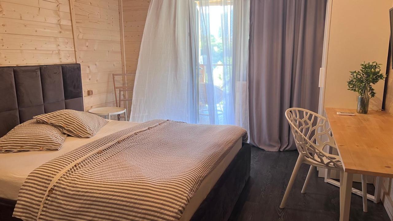Vysota Hotell Gagry Eksteriør bilde