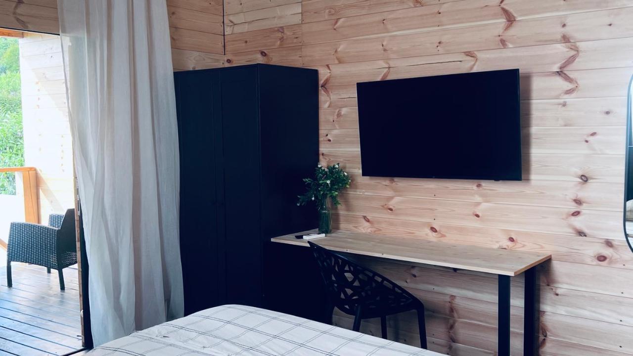 Vysota Hotell Gagry Eksteriør bilde