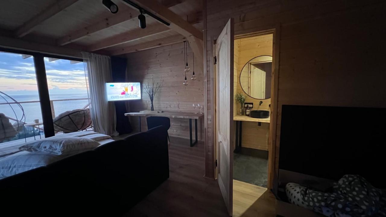 Vysota Hotell Gagry Eksteriør bilde